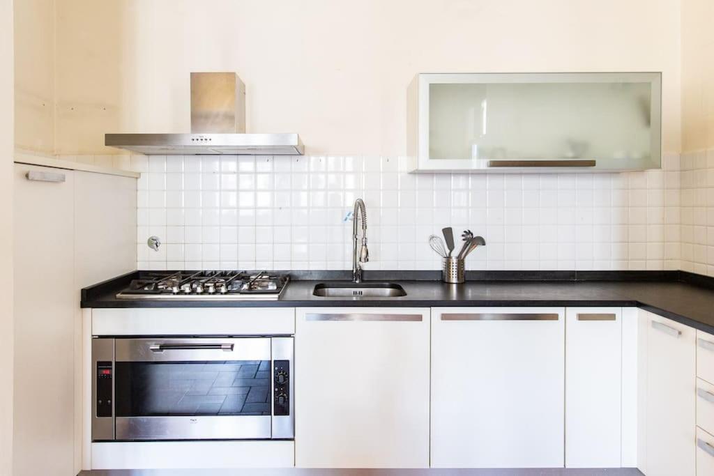 Cozy Apartment With A Strategic Position Florence Exterior photo